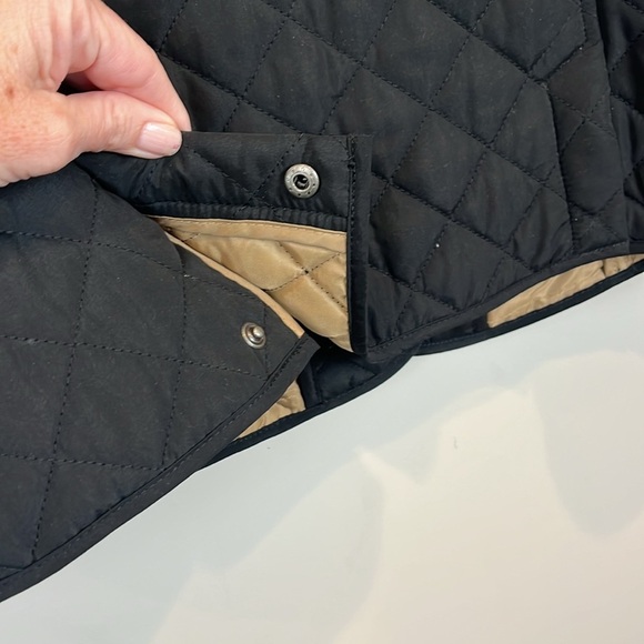 J. Jill Black Button Front Quilted Lightweight Vest with Pockets Size Small - Picture 4 of 8